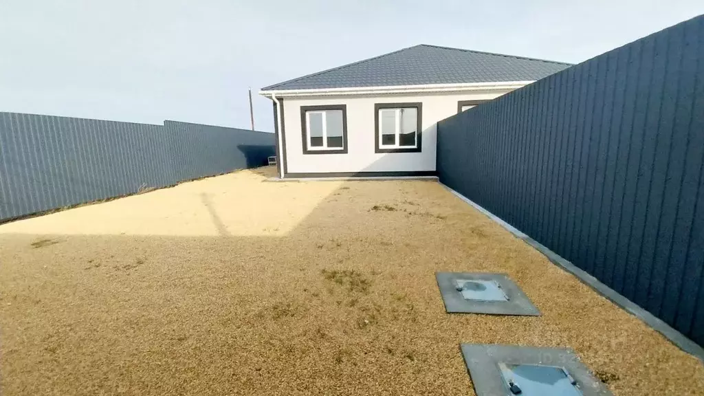 Коттедж в Крым, Сакский район, с. Суворовское ул. Восточная, 1А (62 м) - Фото 1