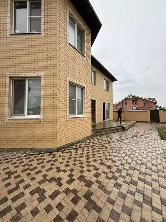 Дом в Краснодарский край, Краснодар ул. Веронская (236 м) - Фото 1