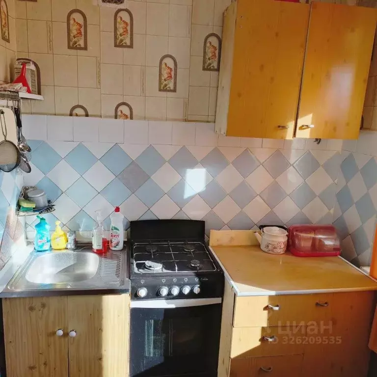 3-к кв. Волгоградская область, Волгоград ул. Маршала Еременко, 100 ... - Фото 2