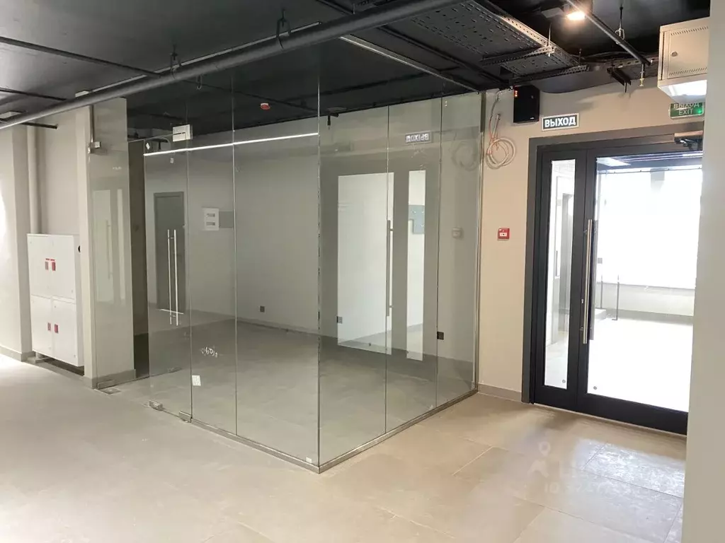 Помещение свободного назначения в Санкт-Петербург Дальневосточный ... - Фото 1