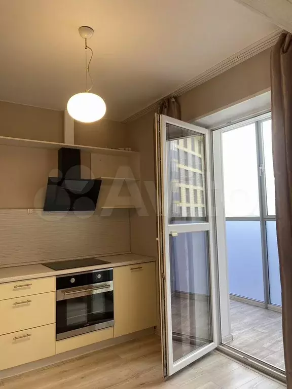 2-к. квартира, 55 м, 10/22 эт. - Фото 0