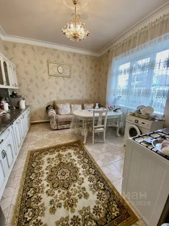 Дом в Кабардино-Балкария, Нальчик ул. Иллазарова, 81 (140 м) - Фото 0