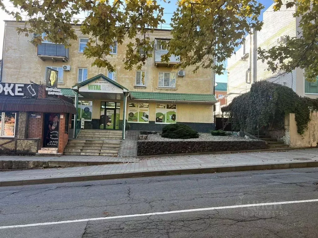 Помещение свободного назначения в Краснодарский край, Усть-Лабинск ул. ... - Фото 1