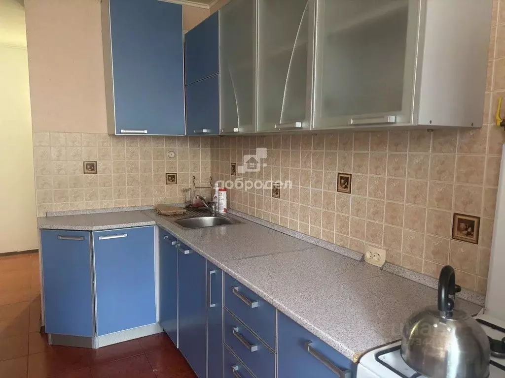 2-к кв. Свердловская область, Екатеринбург ул. Репина, 84 (48.9 м) - Фото 1