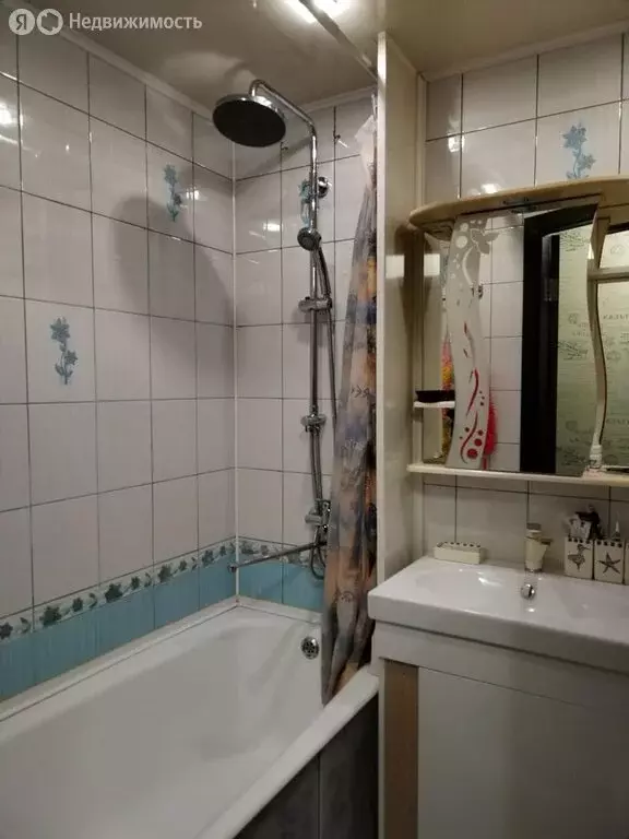 2-комнатная квартира: Волжск, улица Щорса, 35А (41 м) - Фото 0