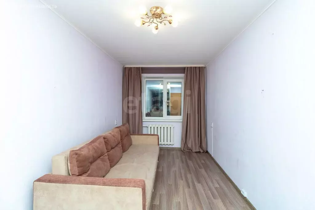 2-комнатная квартира: Тюмень, улица Ветеранов Труда, 3 (44.2 м) - Фото 2