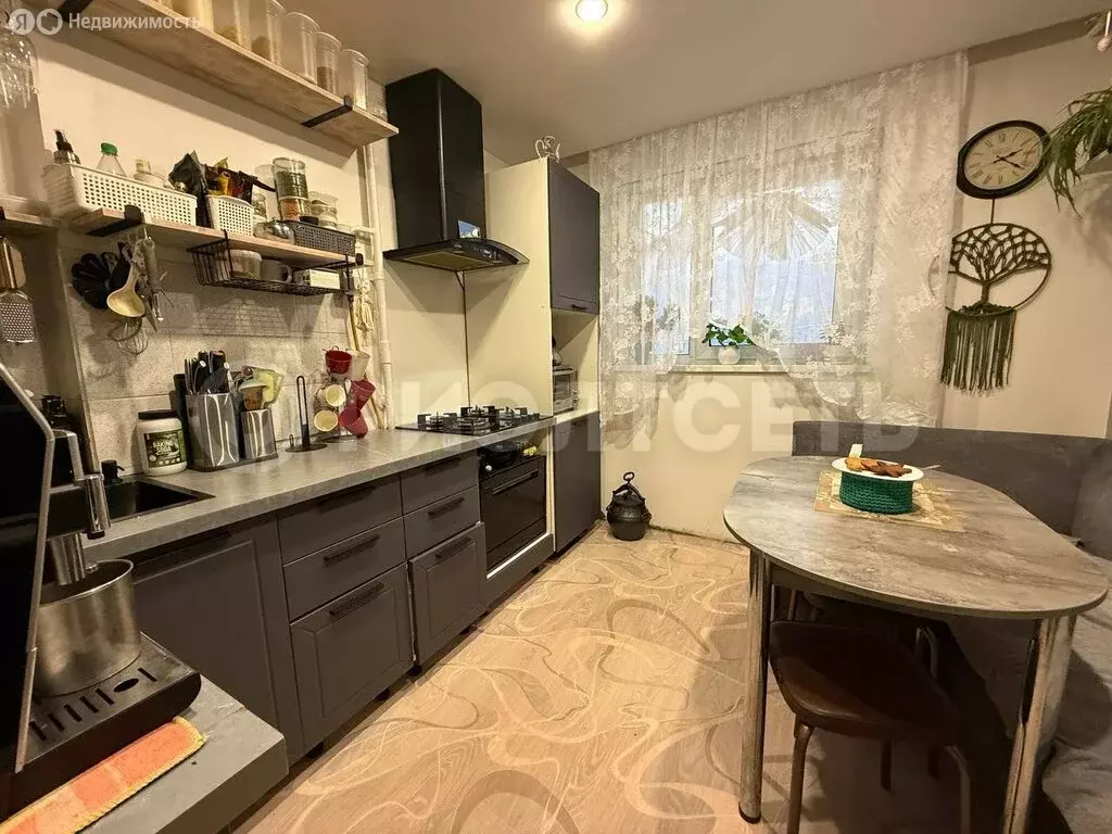 3-комнатная квартира: Мурманск, Морская улица, 11 (58.3 м) - Фото 2