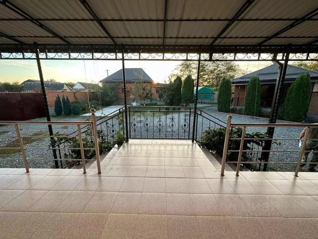 Дом в Ингушетия, Назрановский район, с. Плиево  (400 м) - Фото 1