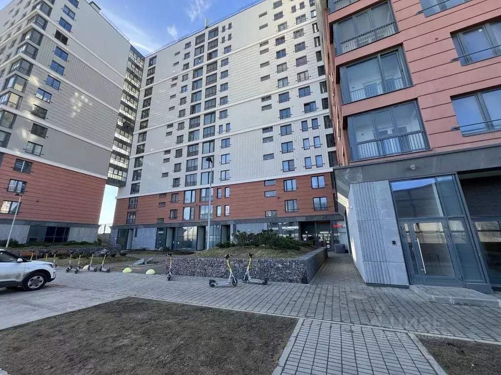 Торговая площадь в Санкт-Петербург просп. Крузенштерна, 2 (83 м) - Фото 0