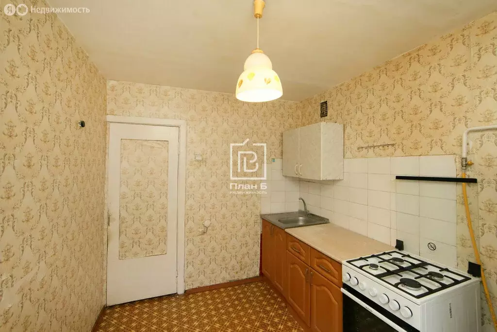 3-комнатная квартира: Калуга, улица Постовалова, 8 (63.7 м) - Фото 2