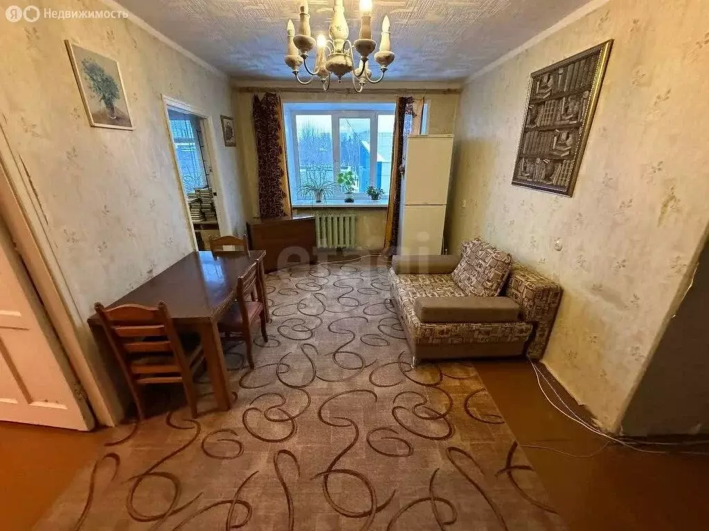 3-комнатная квартира: Тюмень, улица Парфёнова, 17 (61.1 м) - Фото 1
