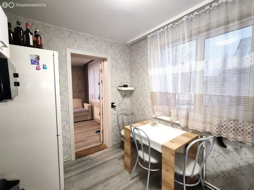 1-комнатная квартира: Валдай, улица Энергетиков, 9 (31.9 м) - Фото 0