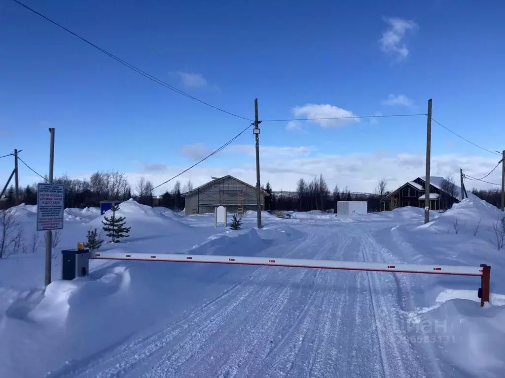 Участок в Мурманская область, Кольский район, Город Кола городское ... - Фото 0