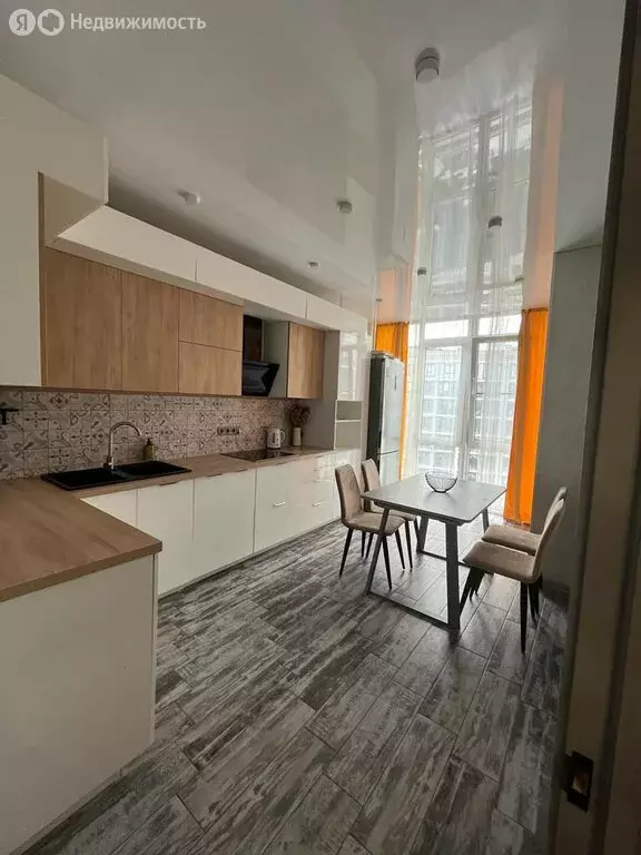 2-комнатная квартира: Нальчик, улица Тлостанова, 32 (72 м) - Фото 0