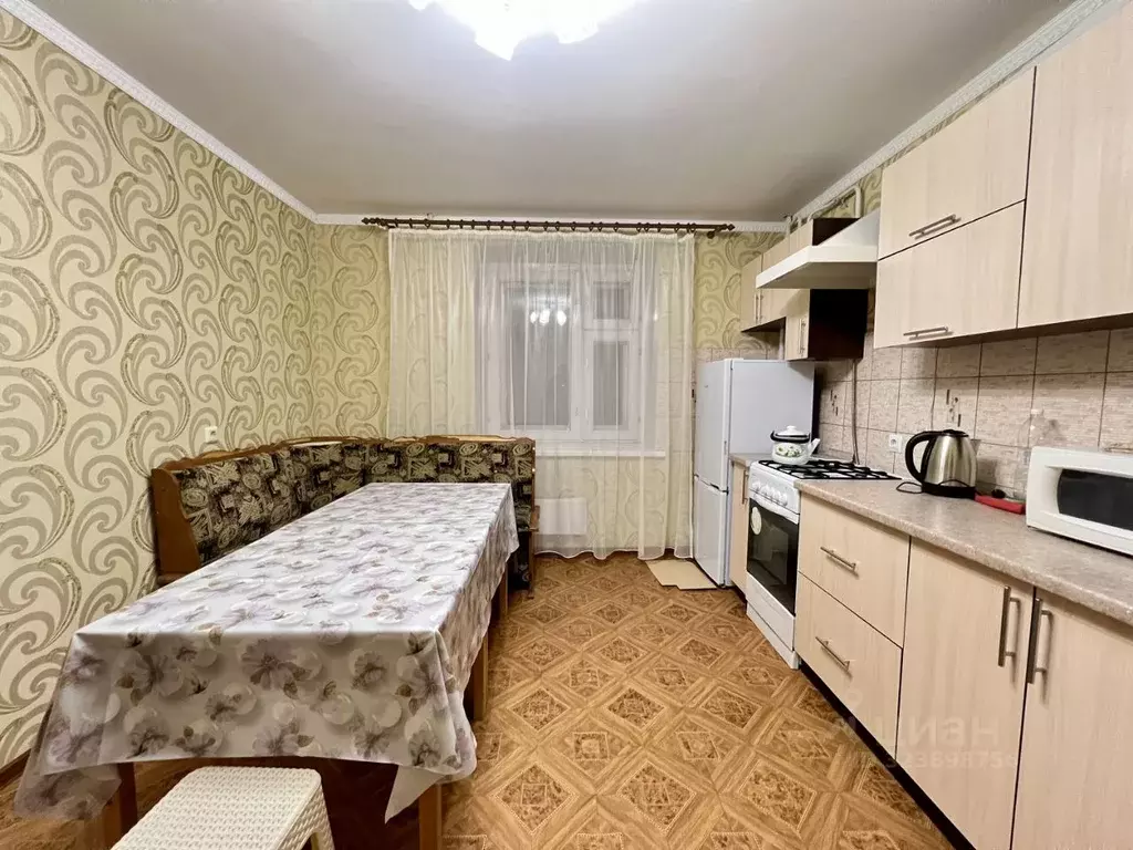 3-к кв. Татарстан, Казань ул. Зур Урам, 42 (75.0 м) - Фото 2