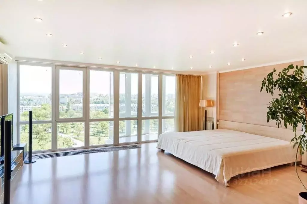 2-к кв. Севастополь ул. Николая Музыки, 78Ак2 (116.0 м) - Фото 1