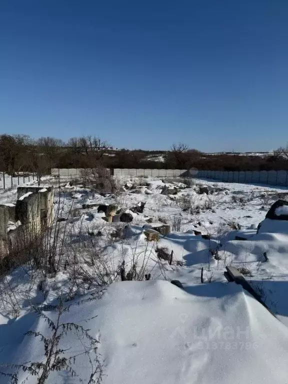 Участок в Крым, Белогорский район, с. Ароматное ул. Школьная (25.0 ... - Фото 0