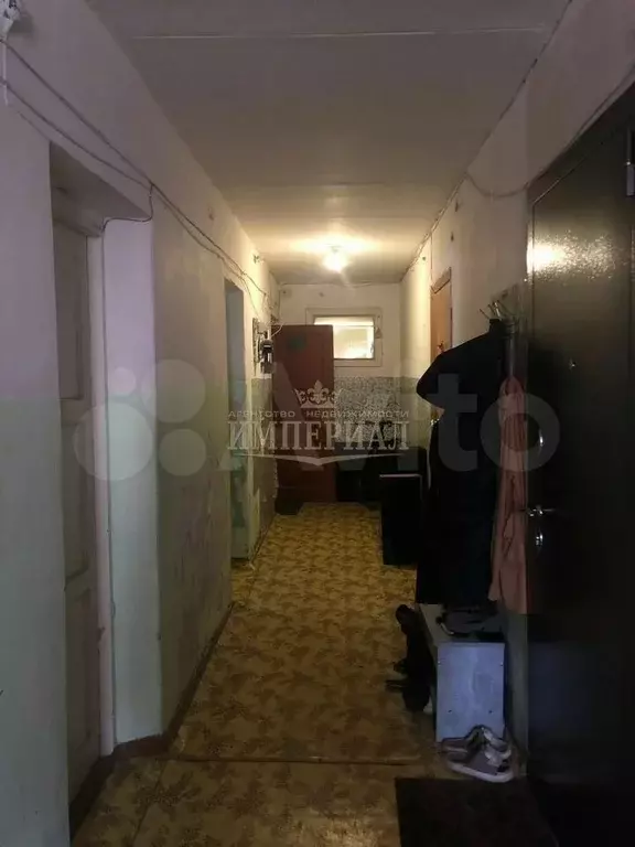 Комната 17,5 м в 4-к., 1/3 эт. - Фото 1