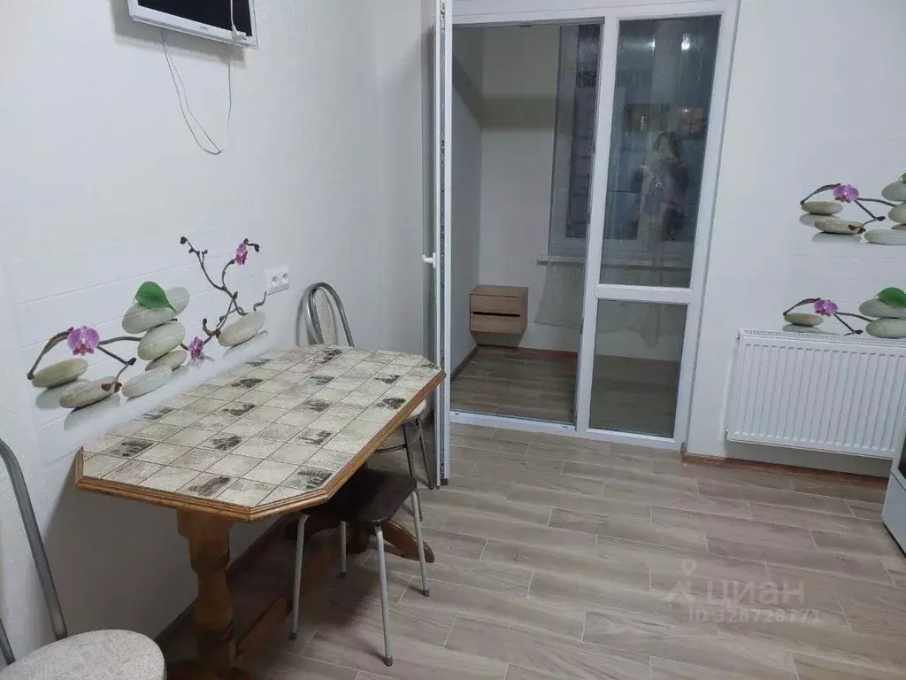 1-к кв. Крым, Симферополь просп. Александра Суворова, 107 (41.0 м) - Фото 2