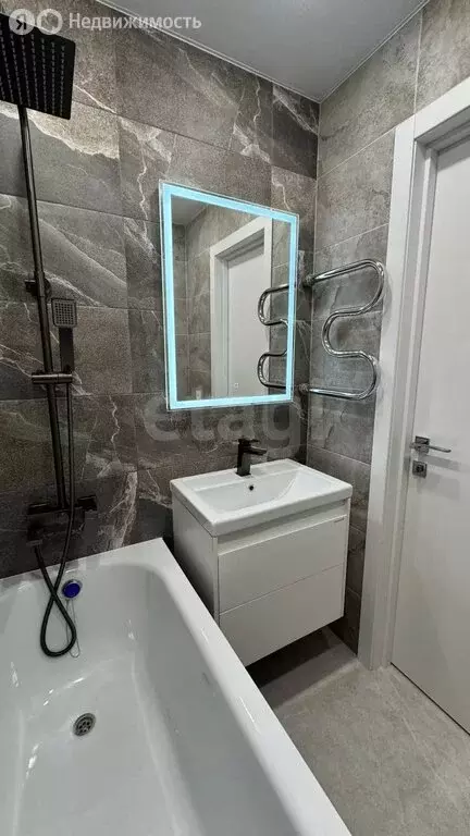 2-комнатная квартира: Йошкар-Ола, улица Васильева, 7 (50 м) - Фото 1