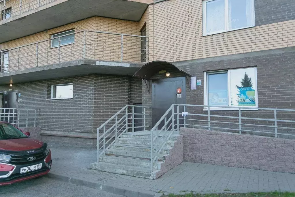 3-к кв. Санкт-Петербург ул. Добровольцев, 2 (78.0 м) - Фото 2