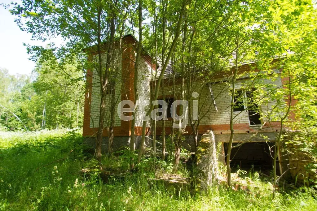 Дом в Калужская область, Дзержинский район, Товарково городское ... - Фото 1