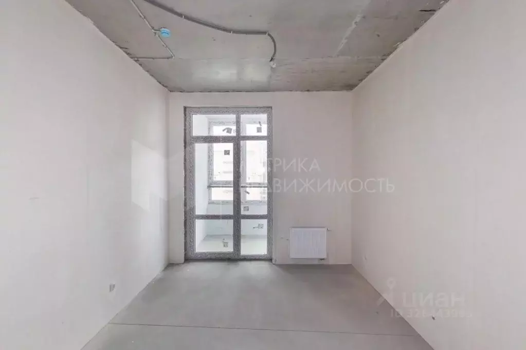 2-к кв. Тюменская область, Тюмень ул. Братьев Бондаревых, 5 (67.4 м) - Фото 1