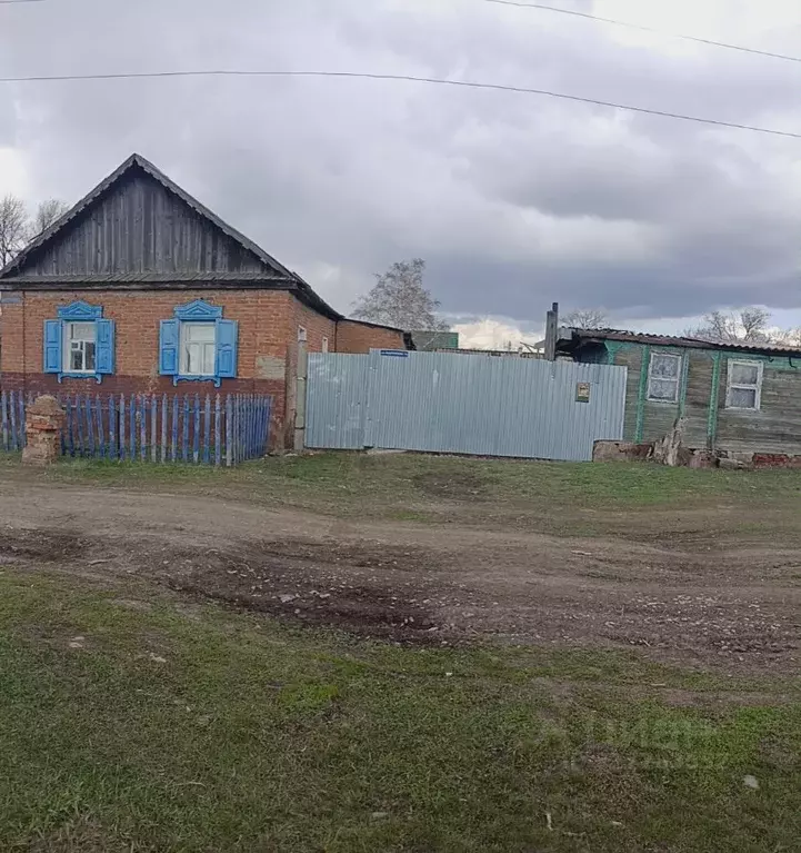 Дом в Саратовская область, Советский район, Пушкино рп Набережная ул., ... - Фото 0