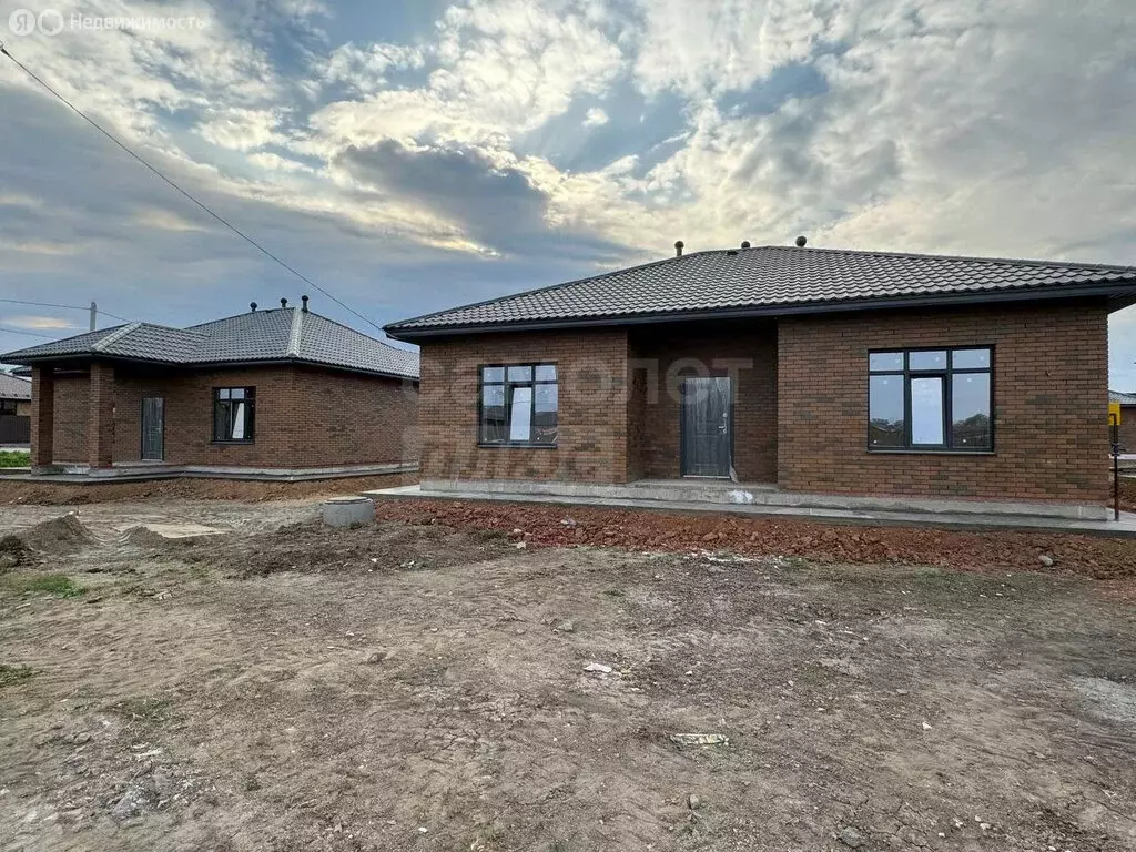 Дом в Оренбургский район, посёлок Соловьёвка, Молодёжная улица (82 м) - Фото 1