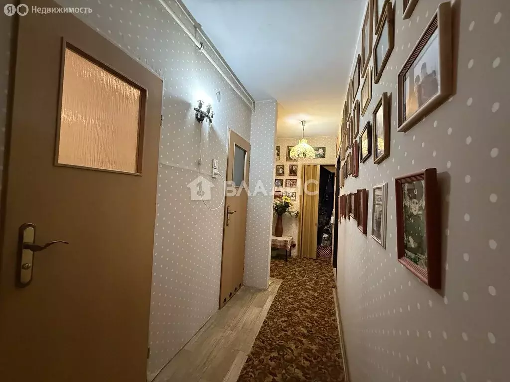2-комнатная квартира: Калининград, улица Генерала Челнокова, 12 (52 м) - Фото 0