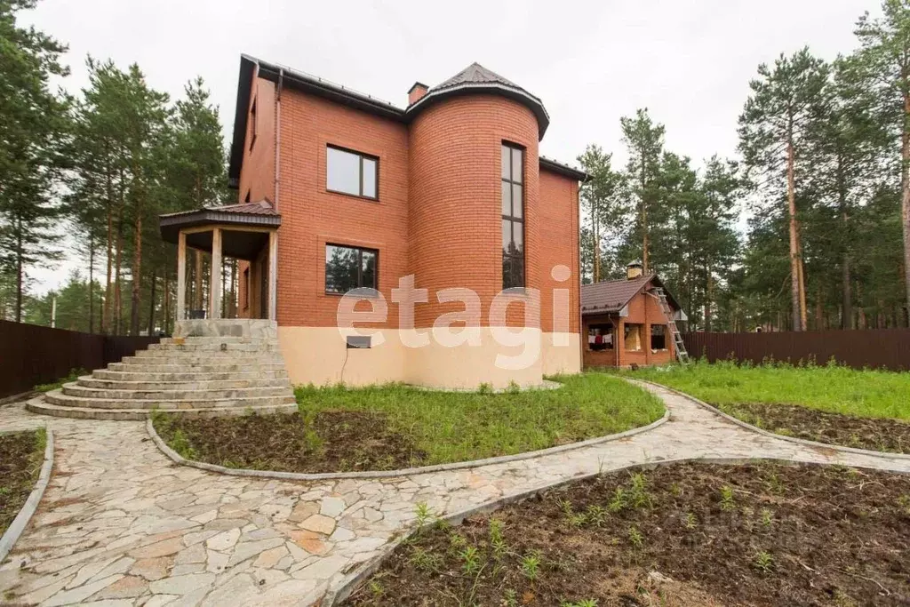 Дом в Ханты-Мансийский АО, Сургут Тихий Бор ДНТ,  (400 м) - Фото 0