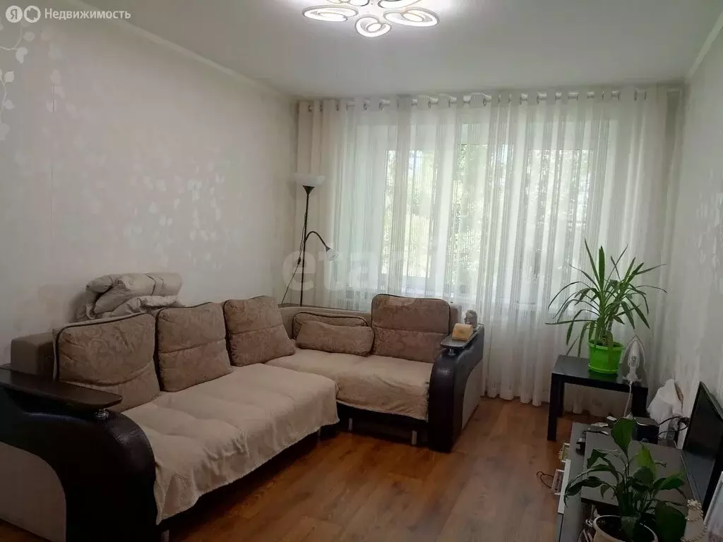 3-комнатная квартира: Сатка, Бакальская улица, 13 (52.8 м) - Фото 2