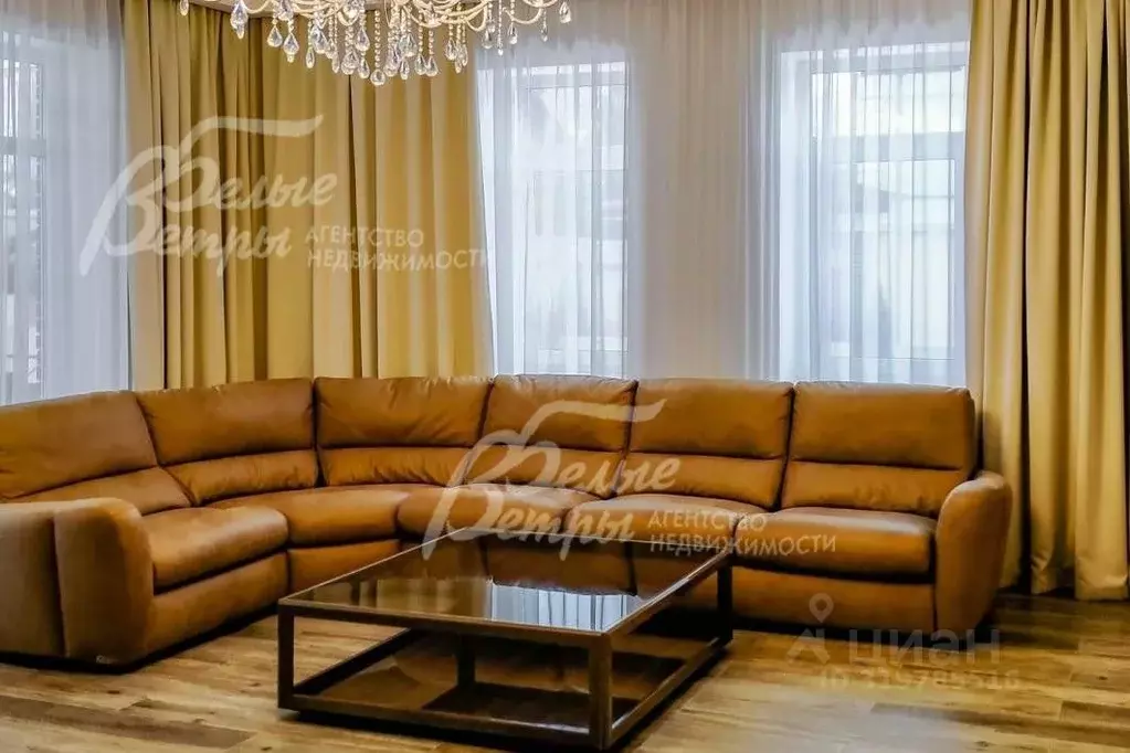 Дом в Москва д. Уварово, 2 (300 м) - Фото 2