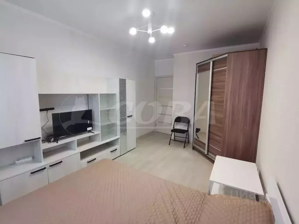 1-к кв. Тюменская область, Тобольск 10-й мкр, 72 (38.0 м) - Фото 2