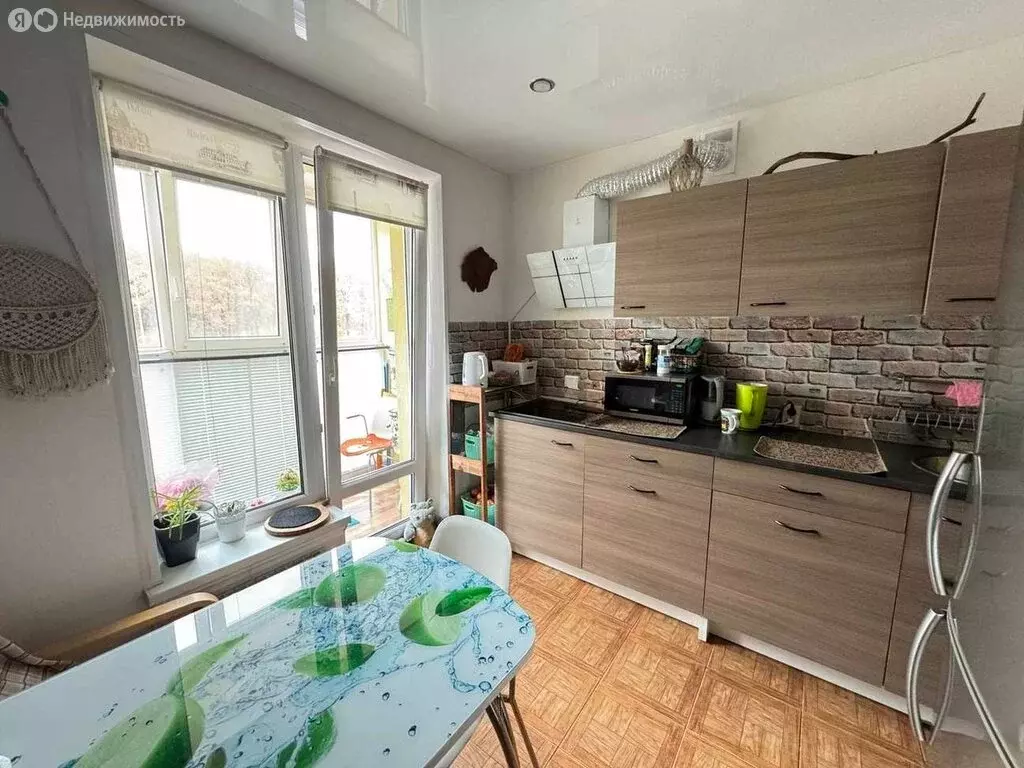 2-комнатная квартира: Стройкерамика, улица Академика Дмитрия Козлова, ... - Фото 1