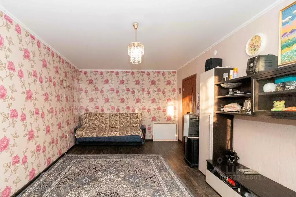 1-к кв. Тюменская область, Тюмень ул. Таллинская, 2А (33.0 м) - Фото 1