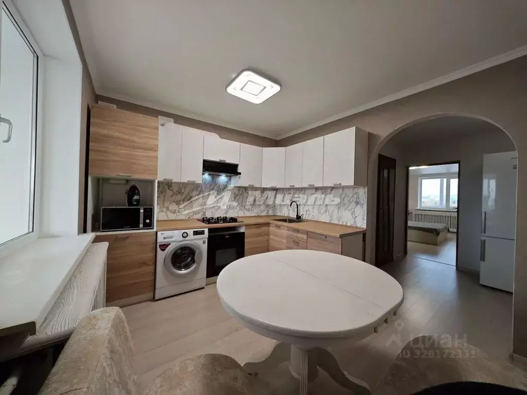 2-к кв. Крым, Симферополь ул. Толстого, 6 (60.0 м) - Фото 1