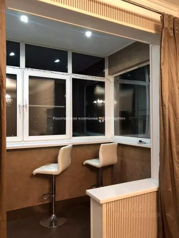 2-к кв. Хабаровский край, Хабаровск ул. Дзержинского, 64 (78.9 м) - Фото 1