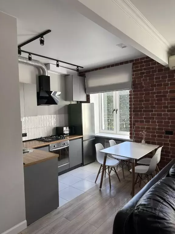 3-к кв. Воронежская область, Воронеж пл. Ленина, 15 (73.0 м) - Фото 2