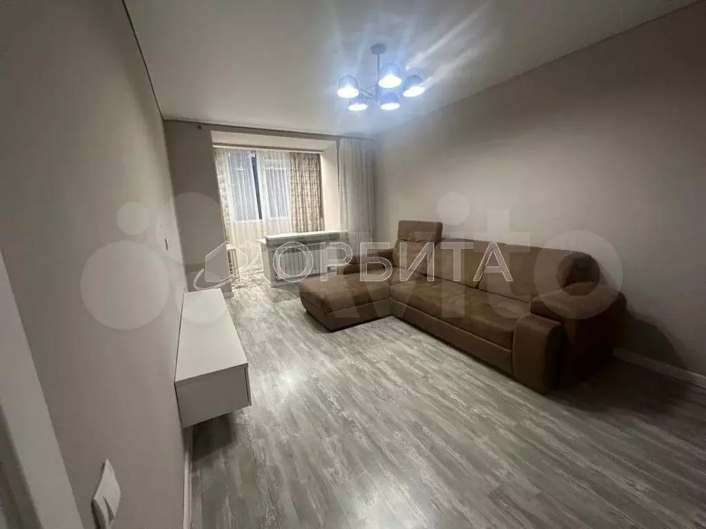 2-к. квартира, 60 м, 5/5 эт. - Фото 1