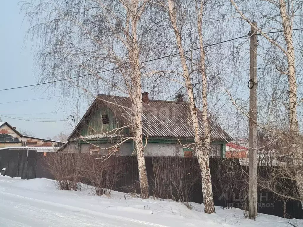 Дом в Кемеровская область, Кемерово пос. Комиссарово, ул. Двинская (35 ... - Фото 1