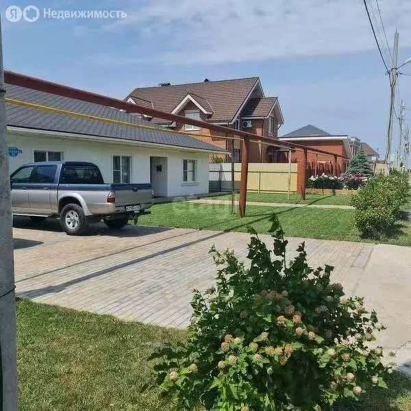 Дом в посёлок Приморский, улица Мичурина (273 м) - Фото 0