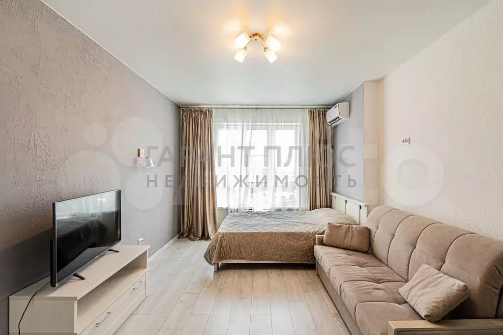 1-к. квартира, 40 м, 10/17 эт. - Фото 1