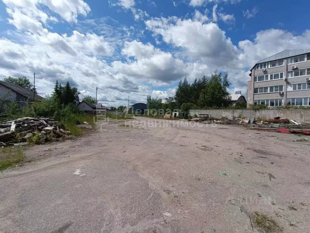 Участок в Новгородская область, Великий Новгород Район Красное Поле, ... - Фото 0