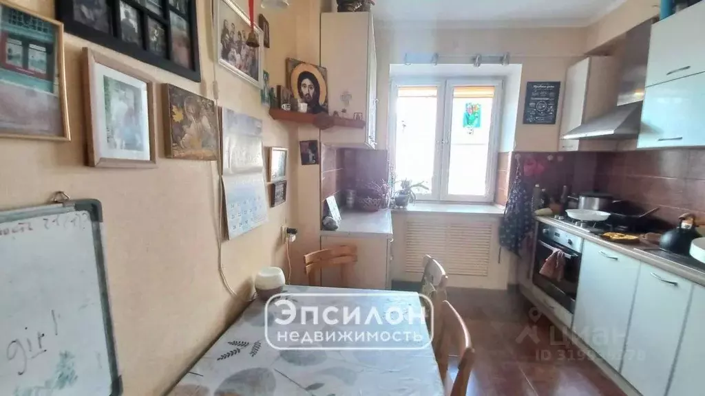 3-к кв. Курская область, Курск Семеновская ул., 23 (57.3 м) - Фото 0