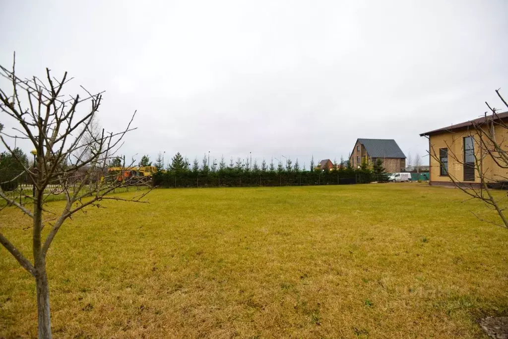 Участок в Москва Марсель кп, 161 (10.2 сот.) - Фото 1