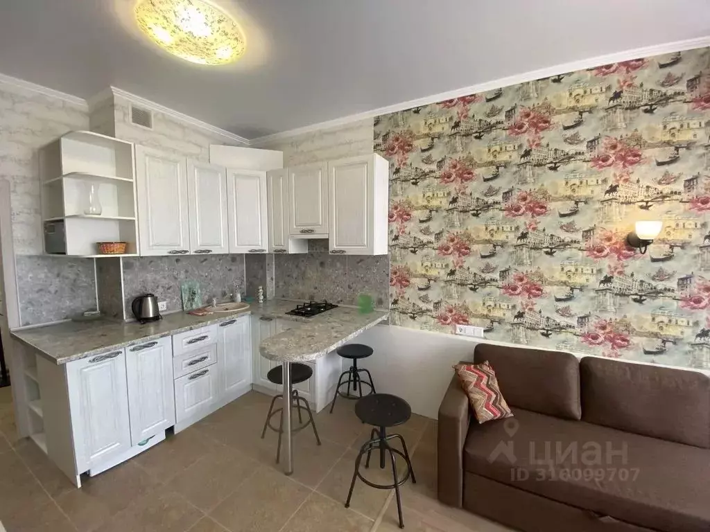 2-к кв. Краснодарский край, Геленджик Крымская ул., 22к22 (60.0 м) - Фото 0