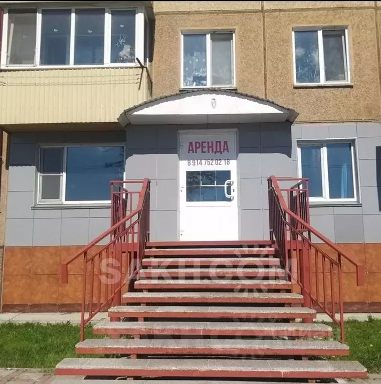 Торговая площадь в Сахалинская область, Южно-Сахалинск Комсомольская ... - Фото 0