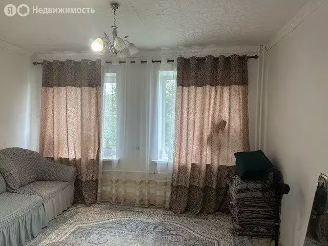 4-комнатная квартира: Кольчугино, улица 5-я Линия Ленинского поселка, ... - Фото 1
