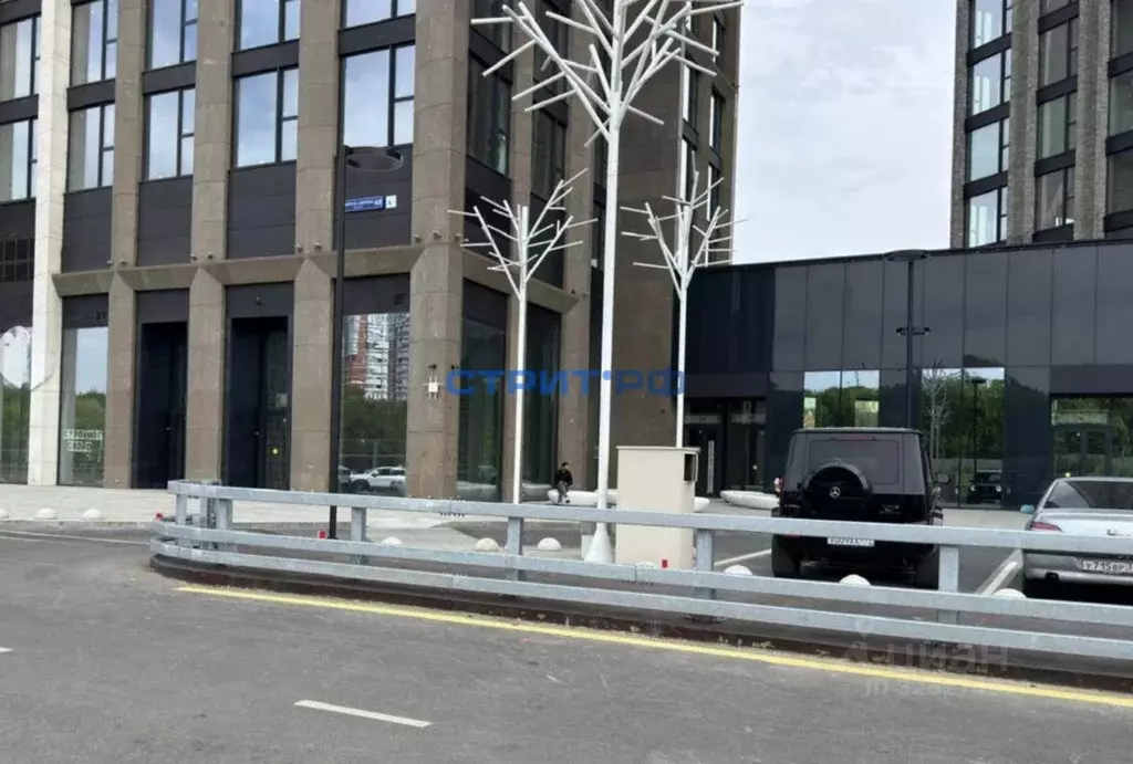 Помещение свободного назначения в Москва просп. Генерала Дорохова, ... - Фото 1